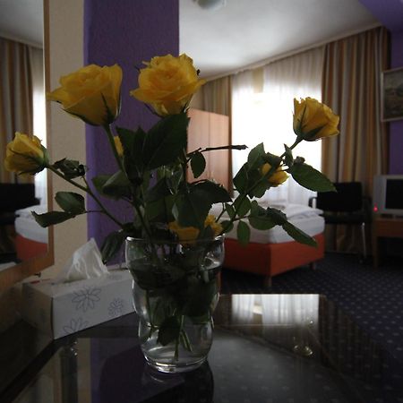 Carlton Hotel Frankfurt am Main Buitenkant foto