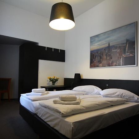 Carlton Hotel Frankfurt am Main Buitenkant foto
