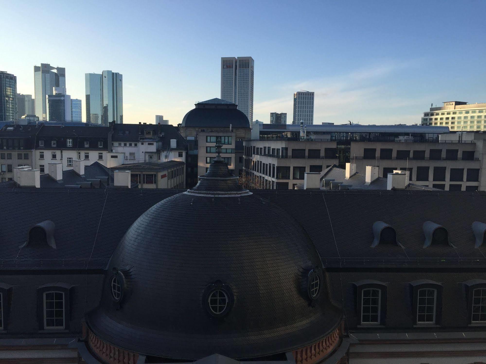 Carlton Hotel Frankfurt am Main Buitenkant foto